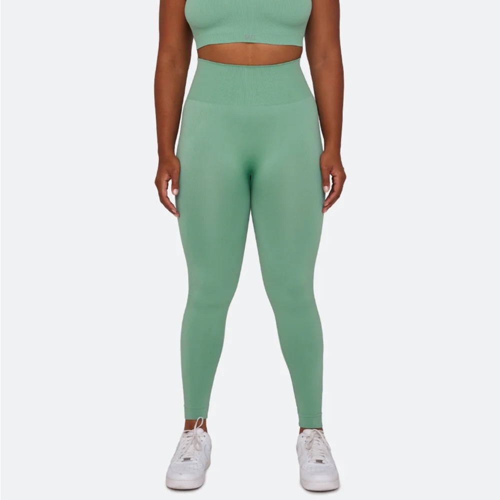 SET ACTIVE SCULPTFLEX® LEGGINGS